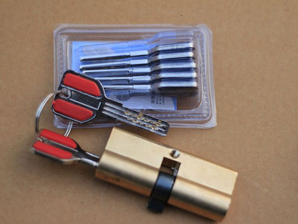 金堂24小时上门开锁公司